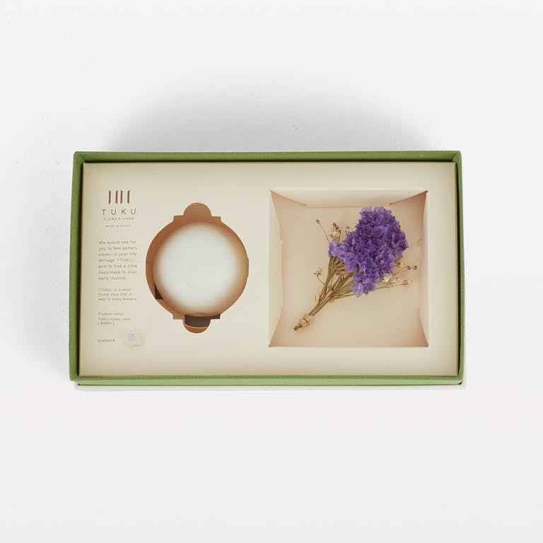 e9ed3a97-7a96-442a-a079-9acb65dc663c_tokinoha-vase-round-white-3@0_5x